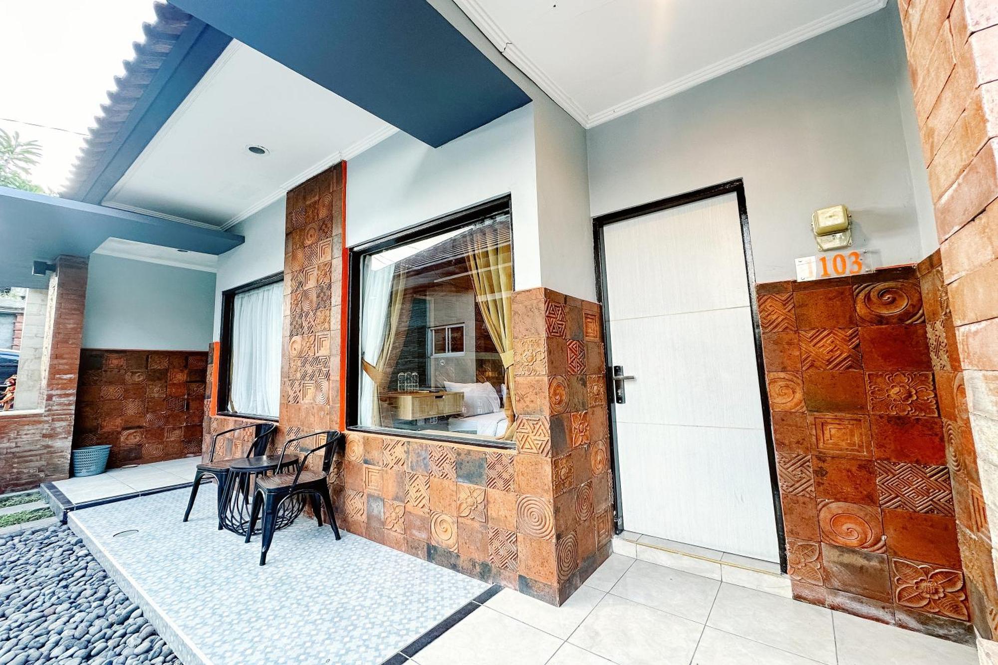 Lembayung Sari Homestay Dempassar Exterior foto